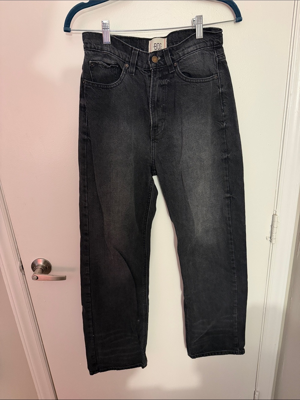BDG Women’s Straight Jeans in Washed Black